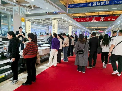 30萬(wàn)人次到場(chǎng) 成都雙流空港商貿(mào)區(qū)新春首場(chǎng)訂貨會(huì)火熱開幕